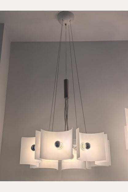 Nivelle 8-Light Sculptural Acrylic Chandelier