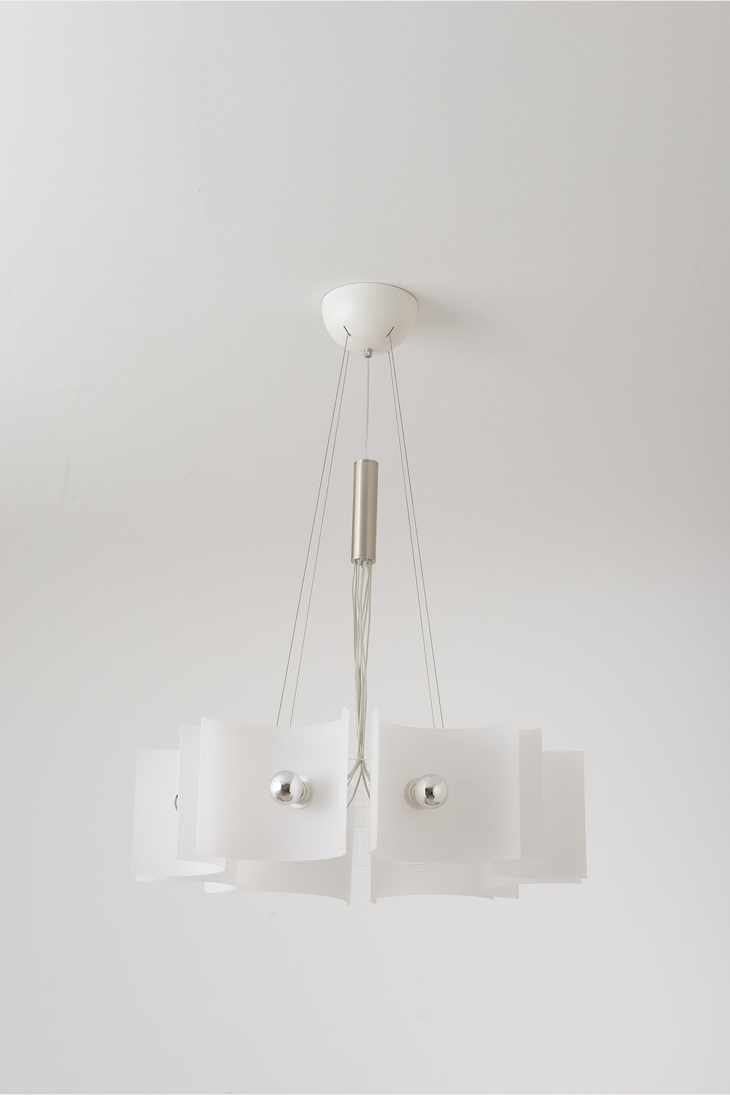 
Nivelle 8-Light Sculptural Acrylic Chandelier