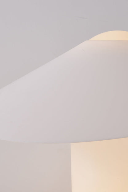 Velaire Sculptural Wing Table Lamp